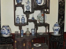 Tủ bày đồ - gỗ trắc - Mã số: TU8909